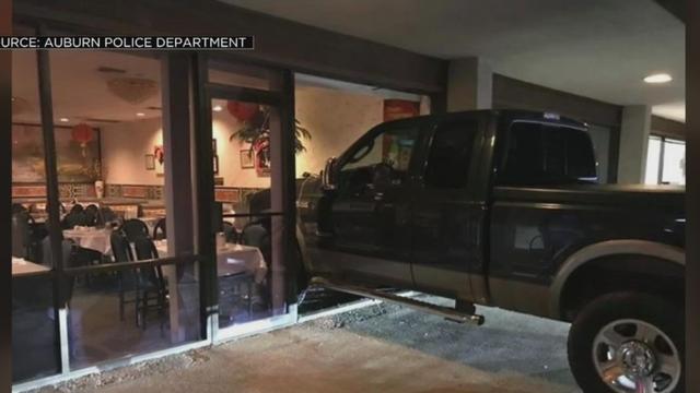 AUBURN-TRUCK-INTO-RESTAURANT.jpg 