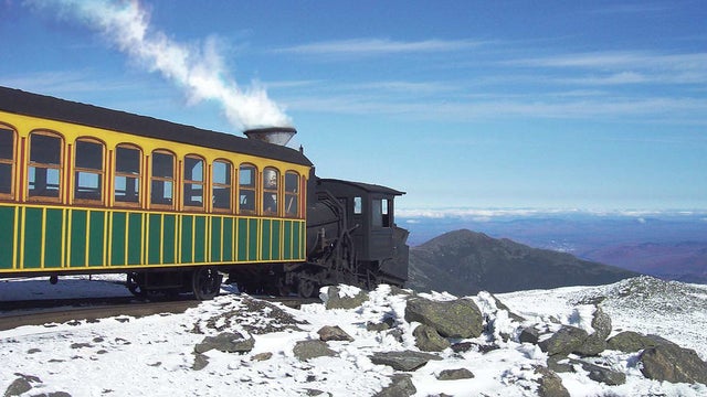 cog-railway-snow.jpg 