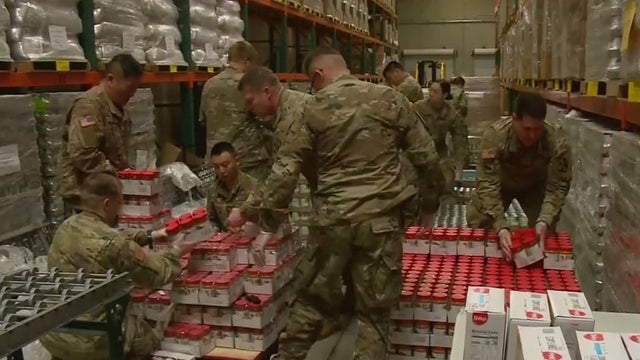 Natl-Guard-food-bank-1.jpg 
