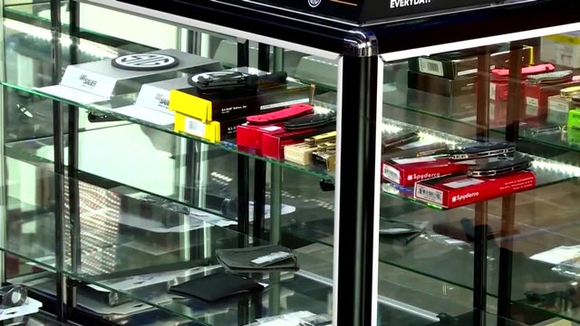 Gun-stores.jpg 