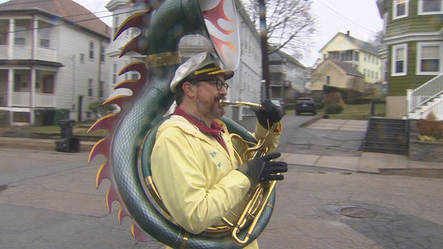 tuba2.jpg 