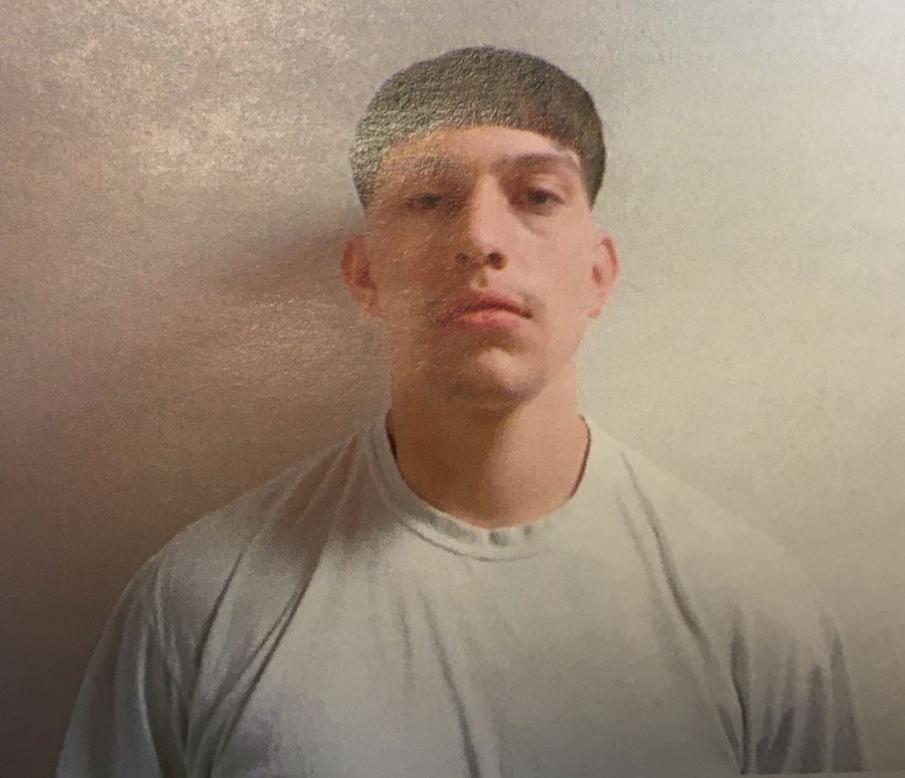 Deputies Find Escaped Juveniles Eduardo Ruelas & Emilio Dominguez - CBS ...