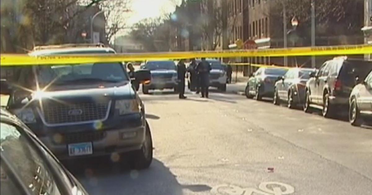 Woman Shot While Sitting In Parked Car In Rogers Park - CBS Chicago