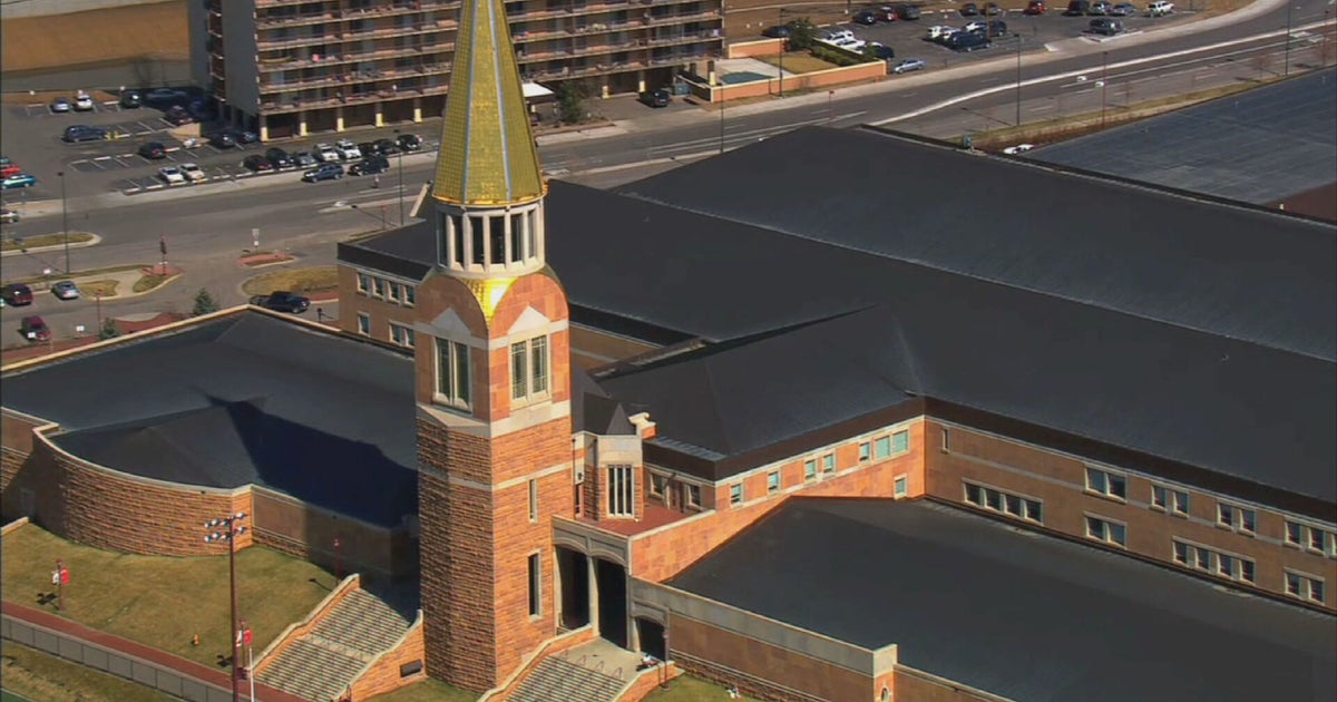 Colorado COVID Corps: University Of Denver Helping Connect People With Essential Jobs - CBS News