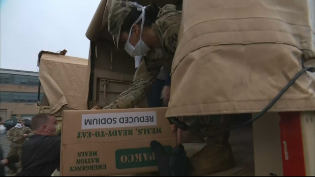 17VO_NATIONAL-GUARD-FOOD-DELIVERY-.transfer_frame_130.png 