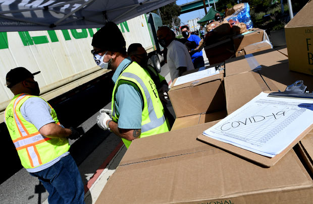 Teamsters Port Division Holds Massive Food Distribution To Feed Port Truck Drivers Impacted By COVID-19 Crises 