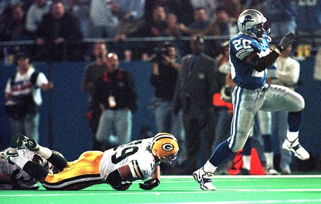 Detroit Lions Barry Sanders is on his way to a tou