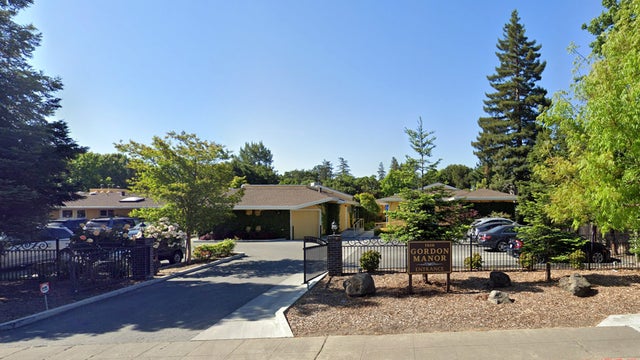 gordon-manor-rwc-ext.jpg