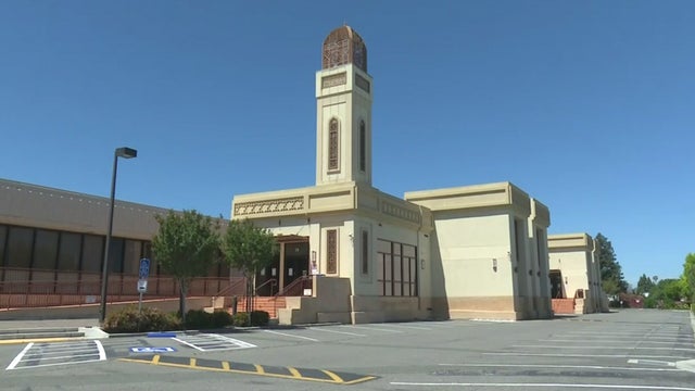 mosque.jpg 