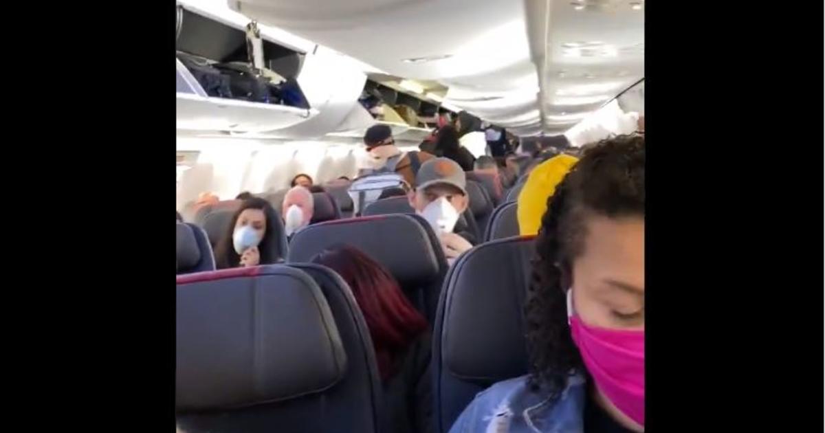 VIDEO Crowded American Airlines Flight Leaves No Room For