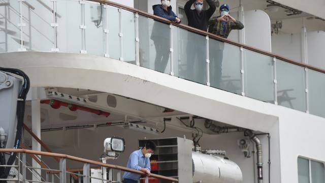 cbsn-fusion-report-reveals-explosive-details-about-cruises-sailing-during-coronavirus-threat-thumbnail-477069.jpg 