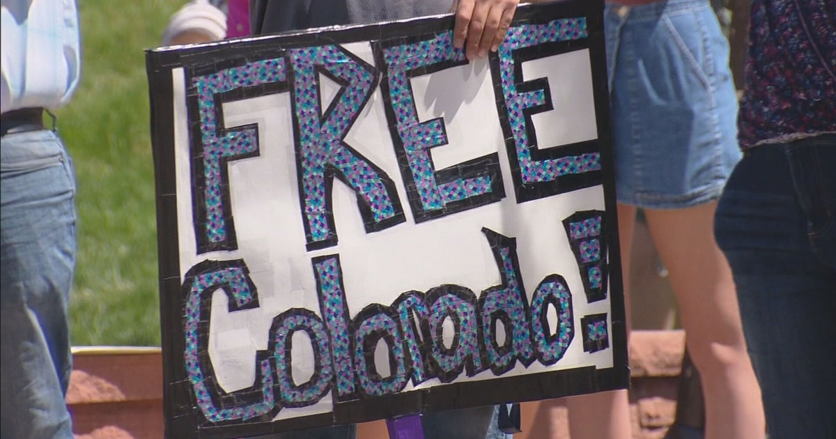'Free Colorado': Protesters At State Capitol Urge Reopening Amid ...