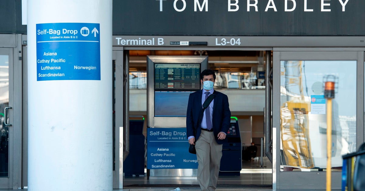 Coronavirus Airlines Now Requiring Passengers To Wear Face Masks CBS