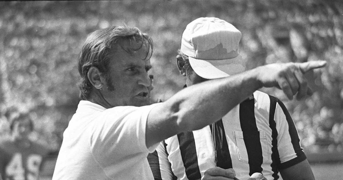 Don Shula, legendary Miami Dolphins head coach, has died at age 90 - CBS  News