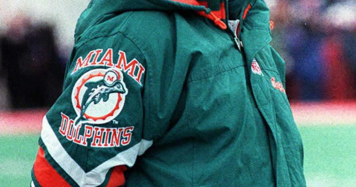 Miami Dolphins Larry Csonka on sidelines during game vs Pittsburgh News  Photo - Getty Images