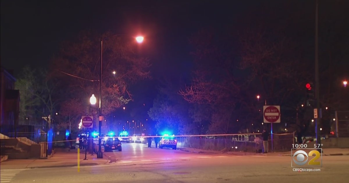 Man Hit, Killed By Jeep In Hit-And-Run On Near West Side - CBS Chicago