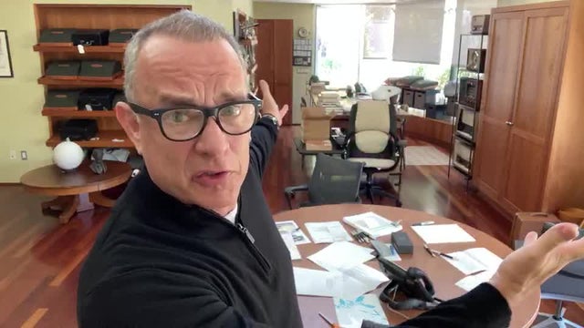 Tom-Hanks-Slyline-message.jpg 