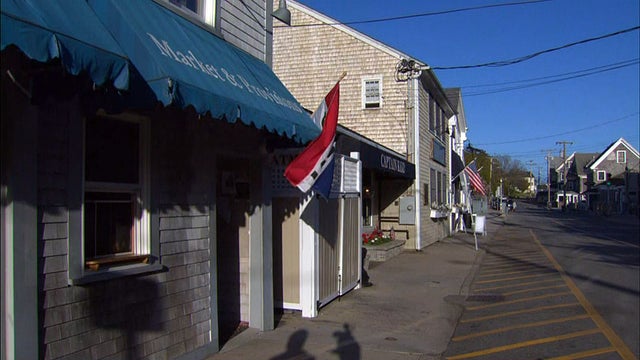 RAW-CAPE-COD-WEEKEND-20200522.01_frame_25453.jpg 