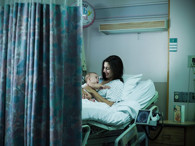 Mother with nerwborn baby in hospital 