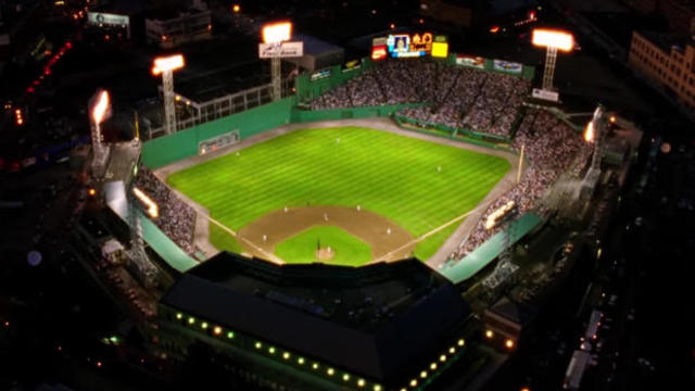 baseball-fenway-park-620.jpg 