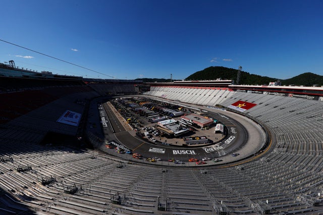 NASCAR Cup Series Food City presents the Supermarket Heroes 500
