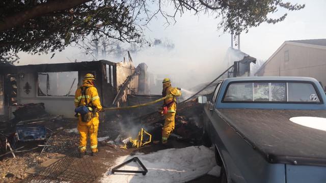 suisun-fire-destroys-homes.jpg 