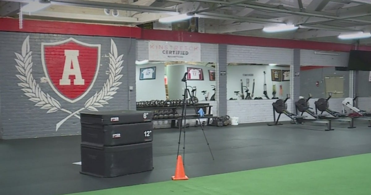 Sacramento Prepares For Stage Three, Gyms And Bars Ready To Open CBS