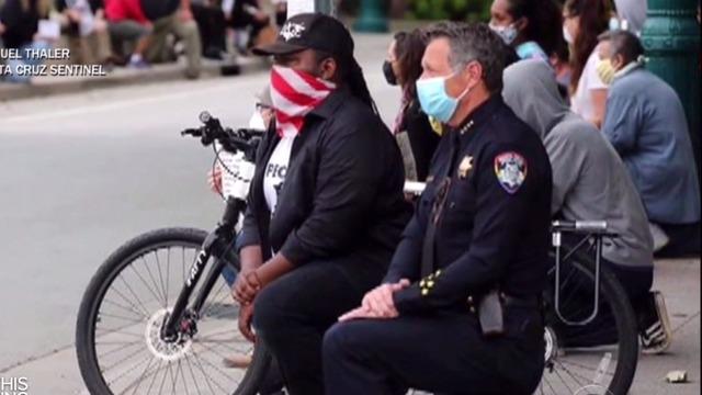 cbsn-fusion-some-police-join-marches-take-a-knee-with-protesters-thumbnail-495797-640x360.jpg 