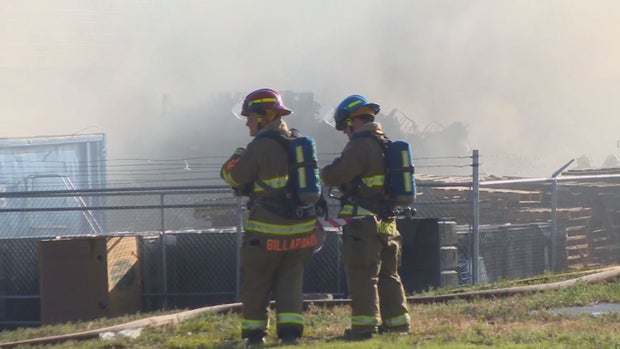 GOODWILL STORE FIRE 5VO.transfer_frame_121