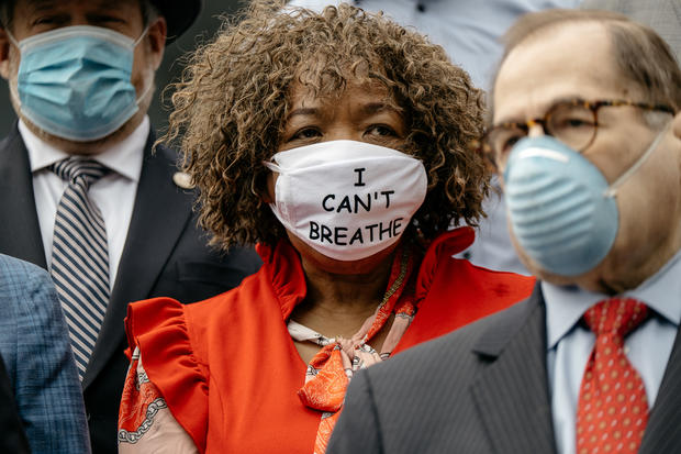 New York Lawmakers, Al Sharpton, And Mother Of Eric Garner Call For Ban On Police Chokehold 