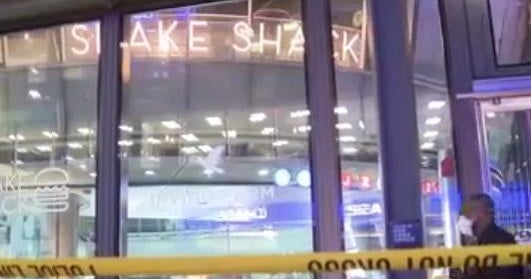 No foul play found after NYPD cops get sick from Shake Shack shake(02)