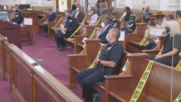 DENVER USE OF FORCE 12VO.transfer_frame_146 