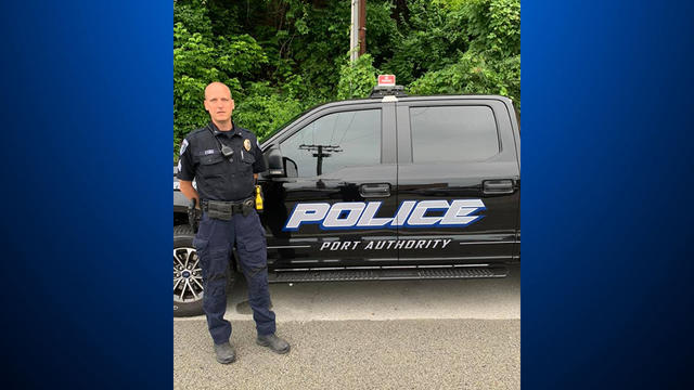 Port Authority Police Officer Saves 2 People From Burning Car After Crash -  CBS Pittsburgh