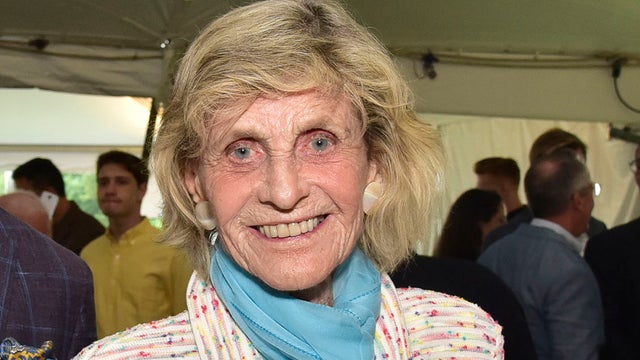 jeankennedysmith.jpg 