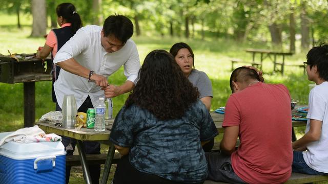 americans-picnic-1.jpg 