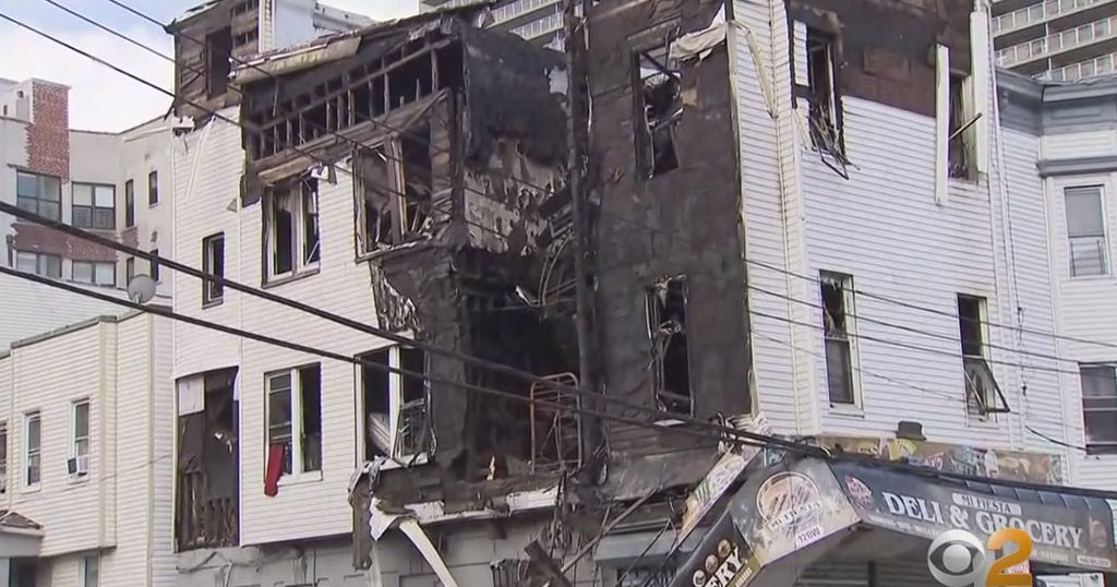 14 People Hurt In Bronx Apartment Fire; More Than 100 Firefighters ...