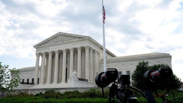 cbsn-fusion-supreme-court-rules-on-faithless-electors-case-thumbnail-510100-640x360.jpg 