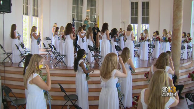 Mount-De-Sale-Graduation.jpg 