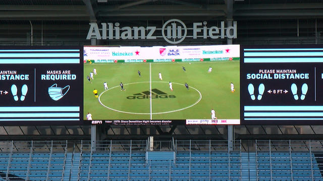 Loons-Fans-Watch-Florida-Game-At-Allianz-Field.jpg 