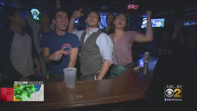 WrigleyvilleBarPatrons.jpg 