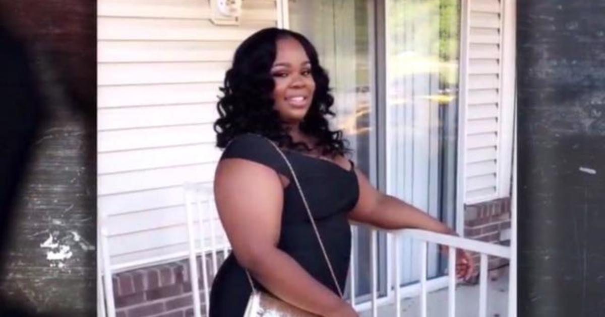 Breonna Taylor's Boyfriend Files Lawsuit Over His Arrest The Night She ...