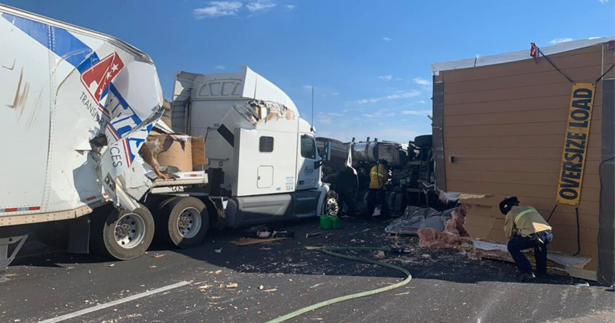 Crash Involving Big Rig Carrying Mobile Home Closes Southbound I5 In