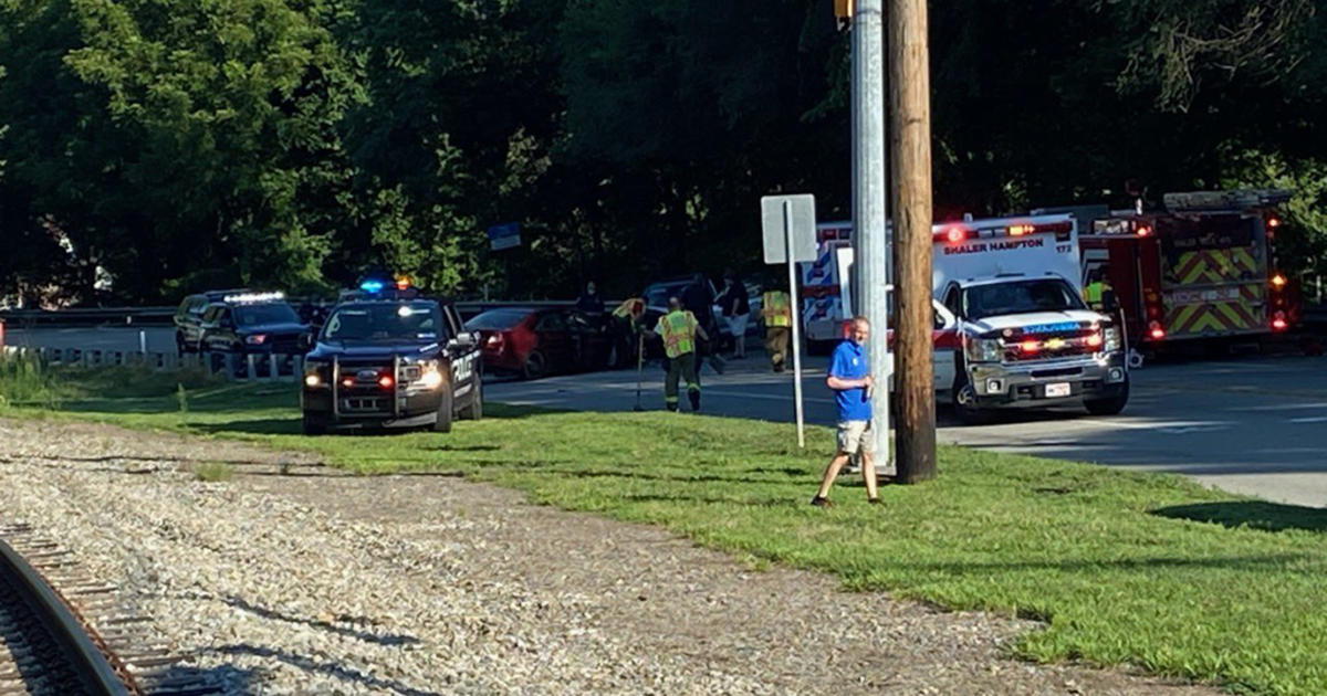 Crash Closes Portion Of Route 8 In Shaler - CBS Pittsburgh