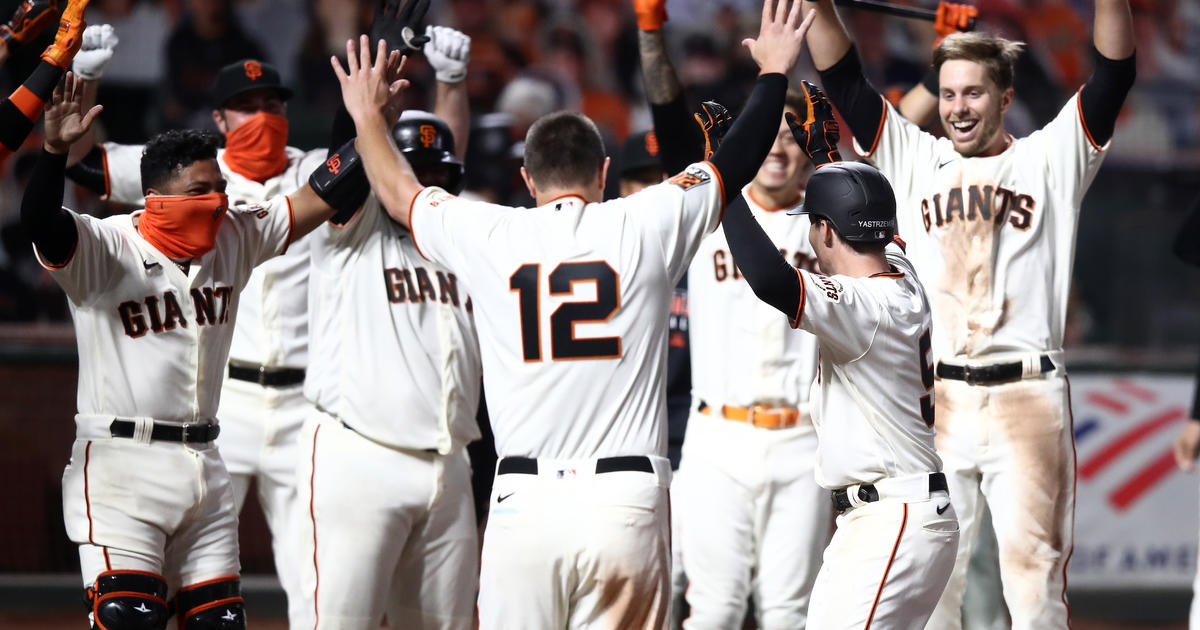 Mike Yastrzemski's walk-off HR sends Giants past Padres in 10th