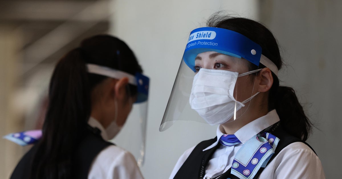 Face shield vs. mask: Which pr...