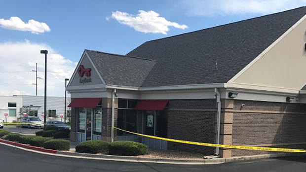 smoky hill bank robbery credit arapahoe county sheriff2 