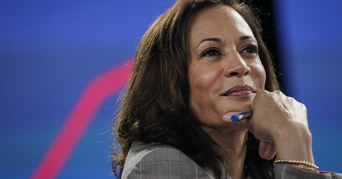 Kamala Harris Candidacy Could Attract More Asian American Voters To Support Biden Cbs News 