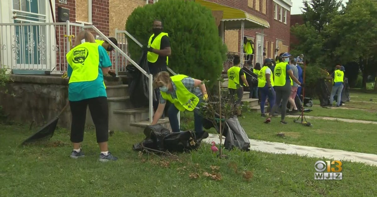 Hundreds Show Up To Help Clean Up Baltimore Explosion Site CBS Baltimore