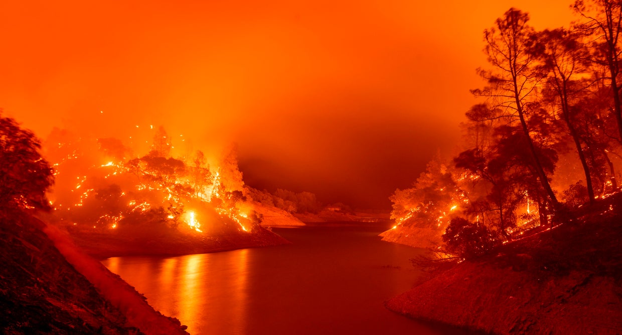 TOPSHOT-US-FIRE-CALIFORNIA-WILDFIRE-NAPA 