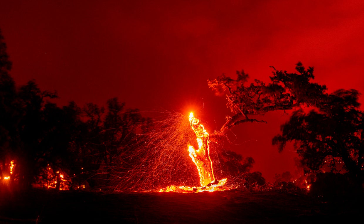 TOPSHOT-US-FIRE-CALIFORNIA-WILDFIRE-NAPA 